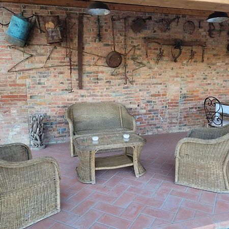 Il Casale Di Lucullo Villa Lucignano Luaran gambar