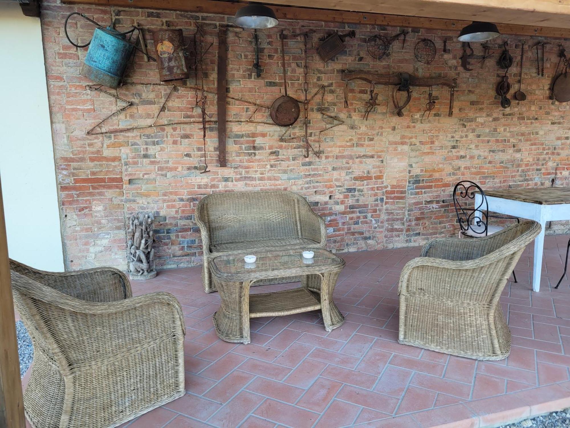 Il Casale Di Lucullo Villa Lucignano Luaran gambar