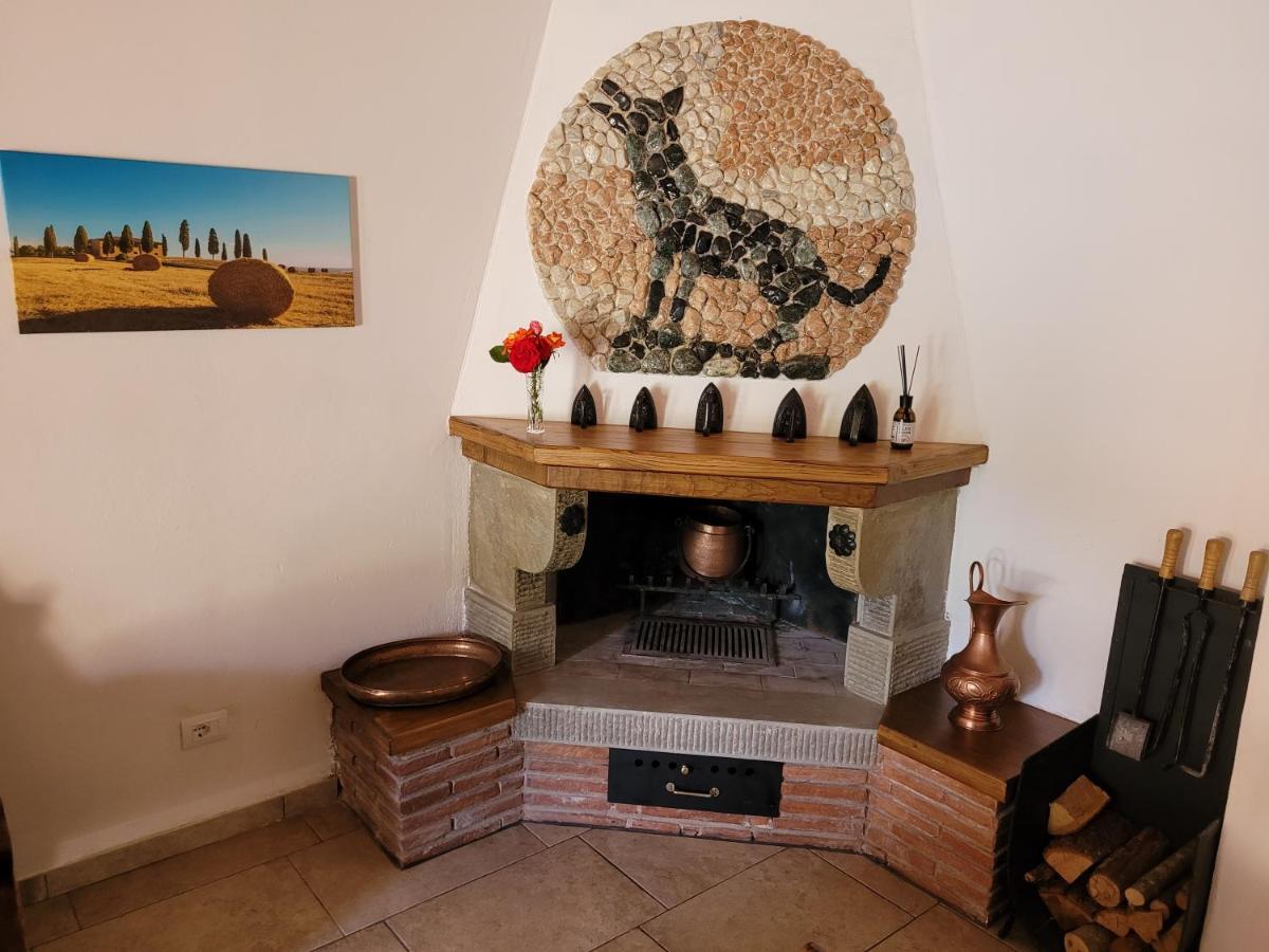 Il Casale Di Lucullo Villa Lucignano Luaran gambar
